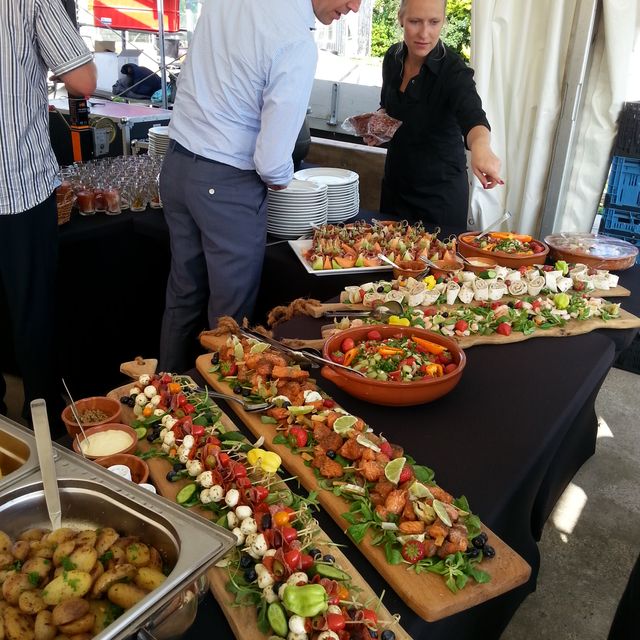 Een goed geregelde vergadering met de catering van De Torenschouw in Opperdoes;