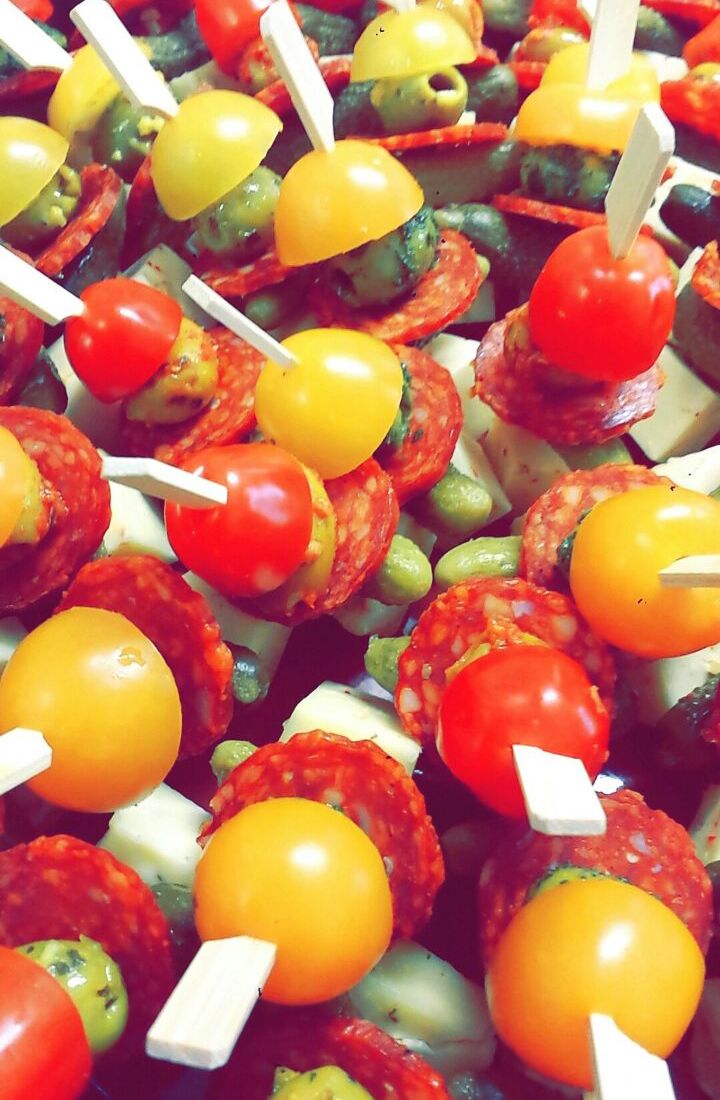 Een smakelijk koud en warm buffet verzorgt door de Torenschouw in Opperdoes